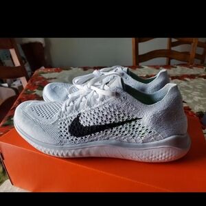 Women's Nike Free Rn Flyknit 2018 Running Shoes 942839-100 White Size 9